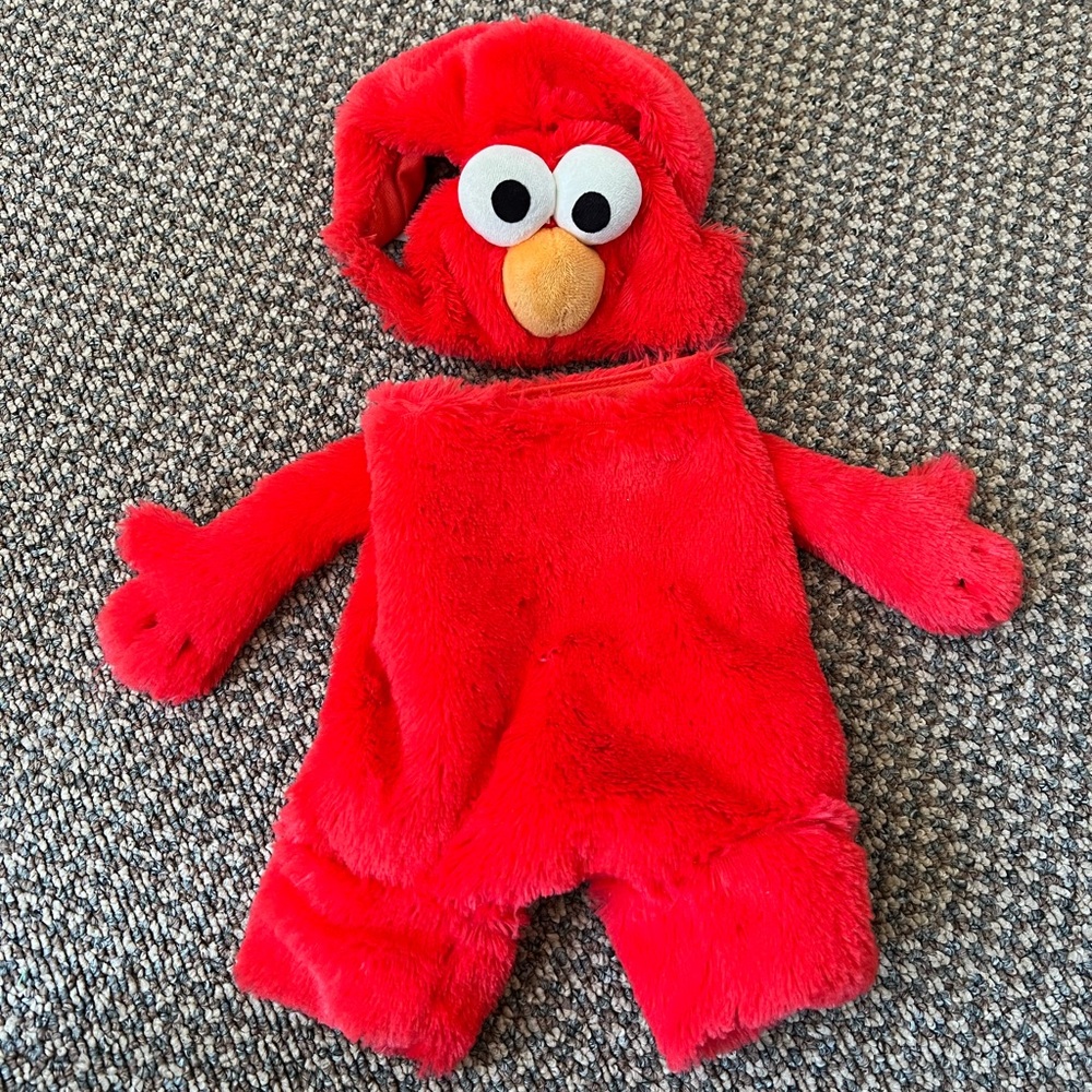 Dog Elmo Costume